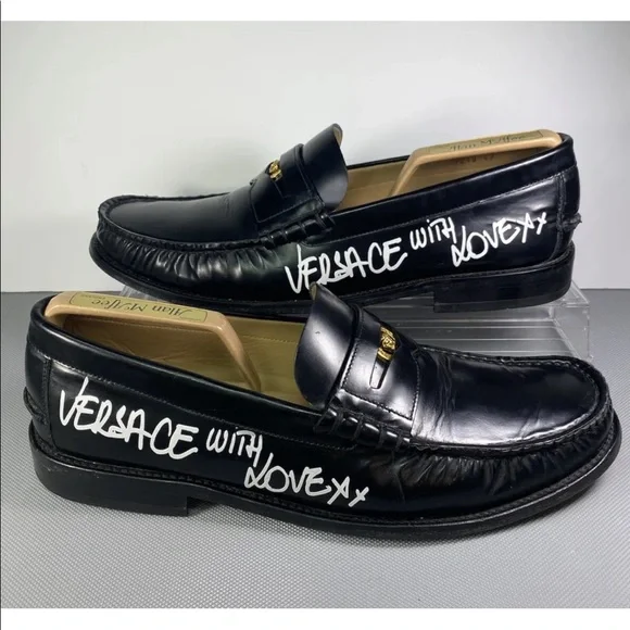 Versace | Shoes | Versace Mens Black With Love Side Stamp  display picture 1